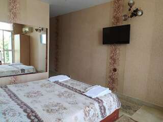 Отель DiEnDi Димитровград Двухместный номер с 1 кроватью или 2 отдельными кроватями-3